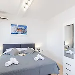 Miracle Apartments