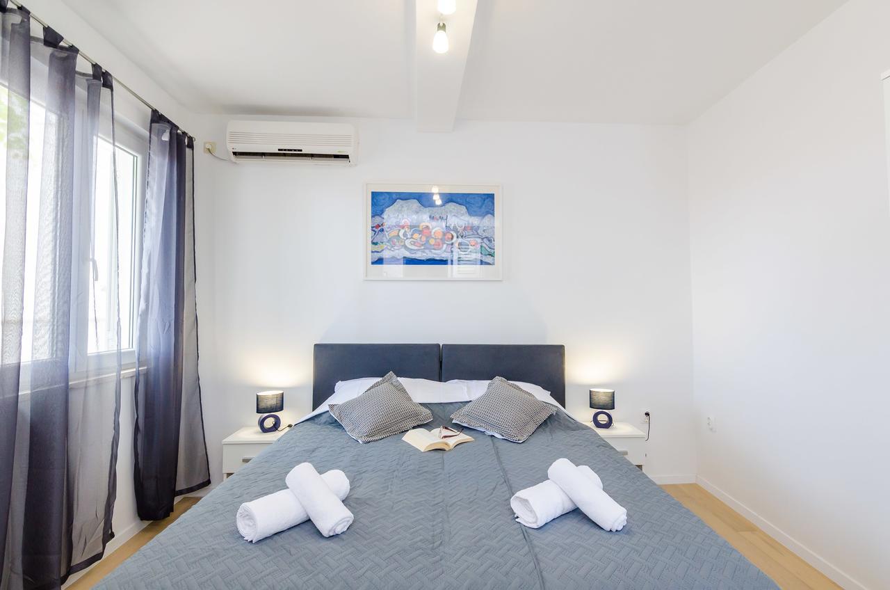 Miracle Apartment *